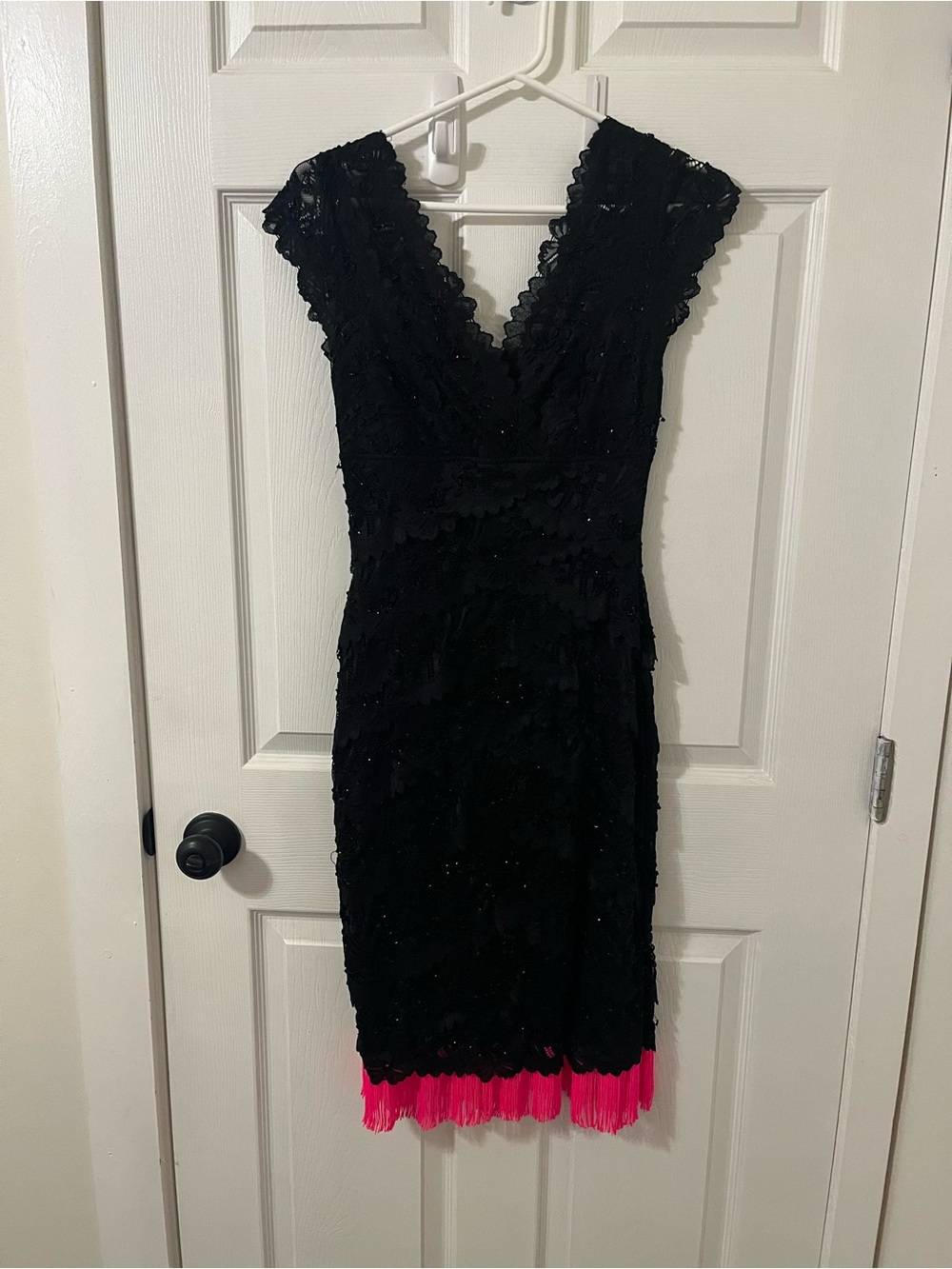 le chateau Black Lace V-Neck Midi Dress with Fluorescent Neon Hot Pink Fringe